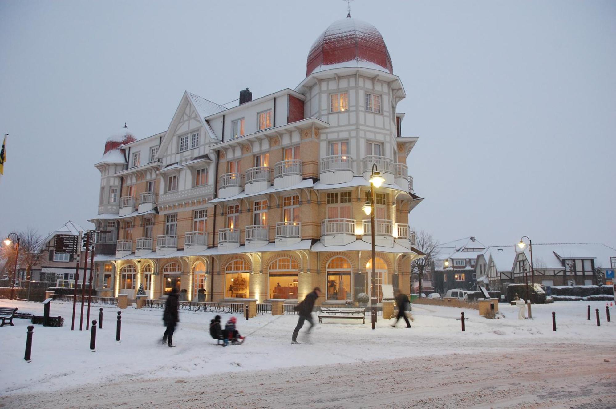 Grand Hotel Belle Vue De Haan Exterior photo